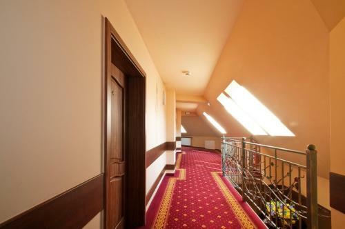 Hotel Skalny Dworek