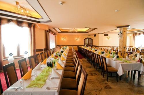 Hotel Skalny Dworek