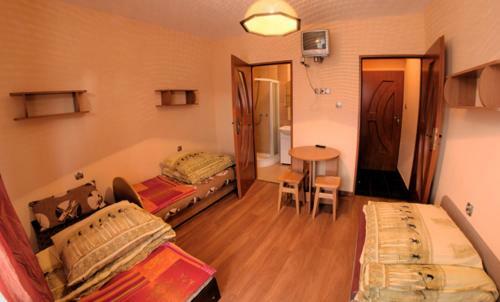 Agroturismo Go?ciniec Amon