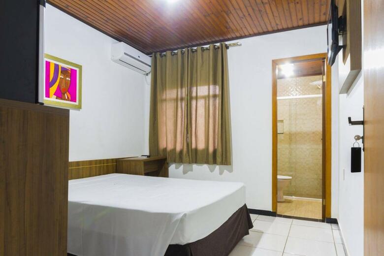 Hotel Holiday