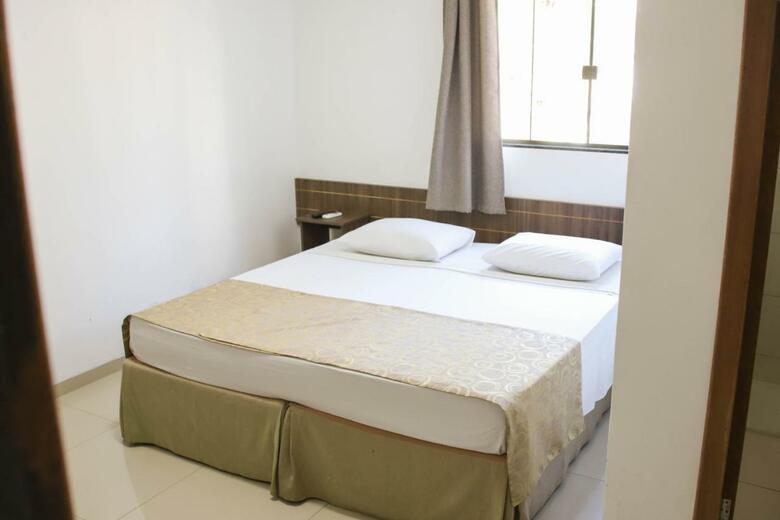 Hotel Holiday