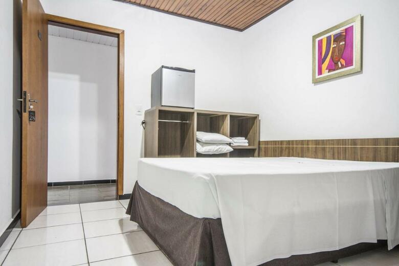 Hotel Holiday