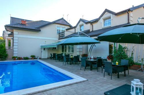 Hotel Go?ciniec Kukl�wka