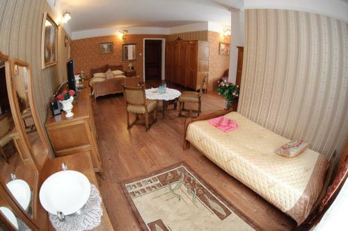 Hotel & Spa Antyczny Dw�r