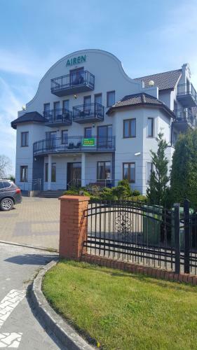Hostal Dw Airen