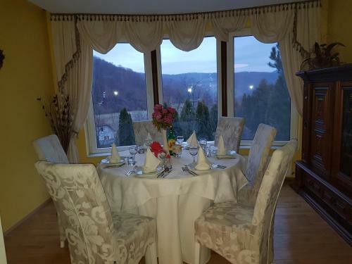 Hostal Conacul Soimilor