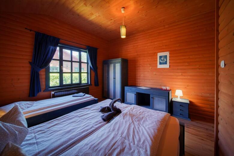 Hostal Pensiunea Zetevar
