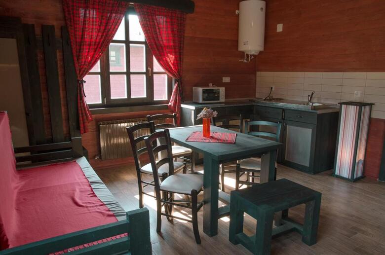 Hostal Pensiunea Zetevar