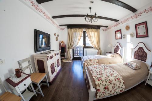 Hostal Conacu� Boierului