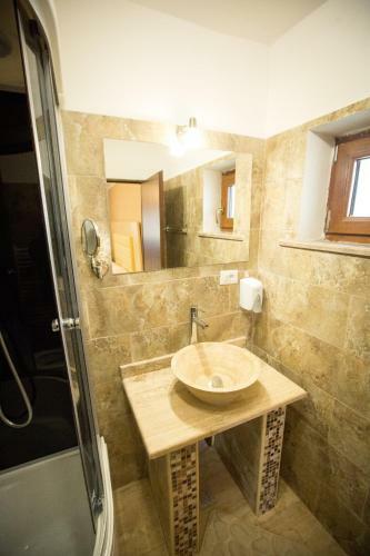 Hotel Mbi Travel Inn