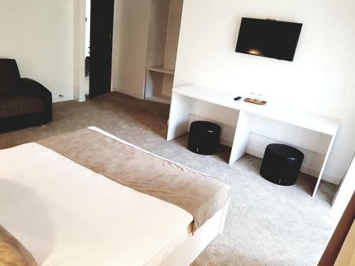 Hostal Heaven Guesthouse