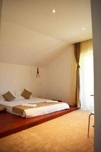 Hostal Heaven Guesthouse