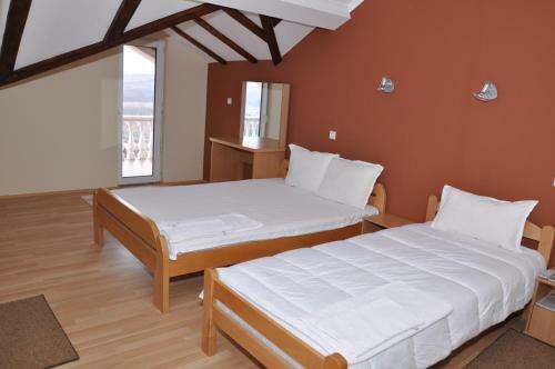 Hostal Konak Fontana