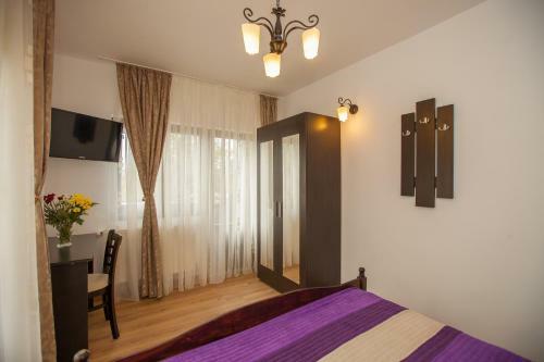 Hostal Pensiunea Aurora