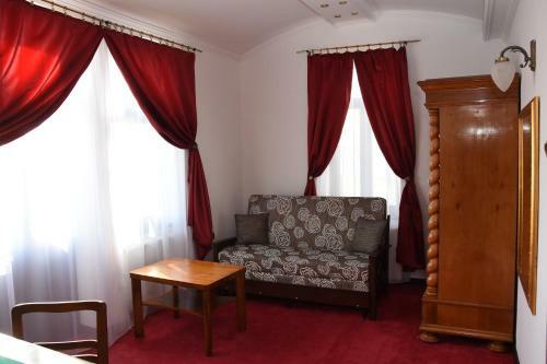 Hostal Guest House Vila Lujza