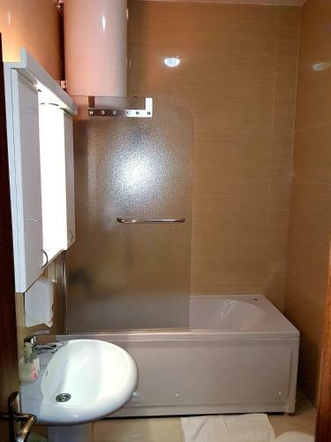 Hostal Guesthouse Villa Elizabet