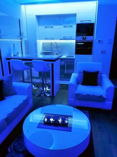 Apartment Crystal