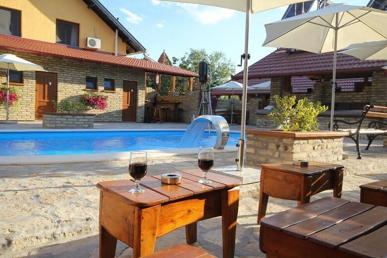Hostal Guest House Vila Alexandar