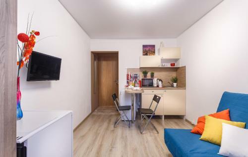 Apartamento Mnenasutki V Balashihe, Studio Paris