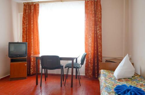 Economi Hotel Kraskovo