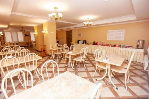 Sem Admiralov Hotel
