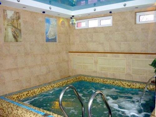 Vesyoly Solovey Hotel