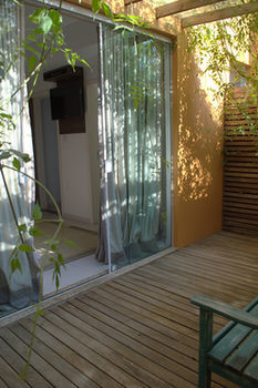 Hostal Pousada Bern�ncia