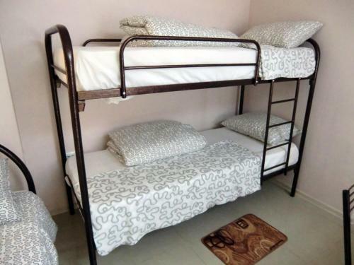 Hostal Guest House Comilfo