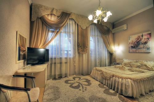 Kadgaron Hotel