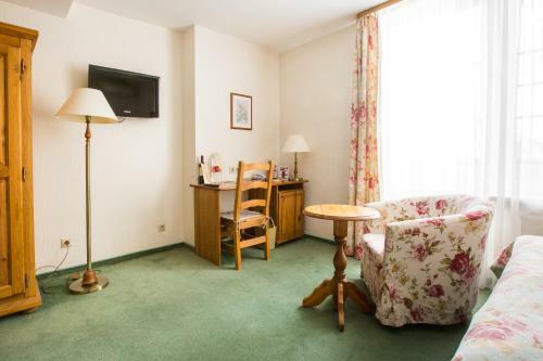 Arthurs Village & Spa Hotel