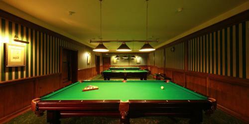 Arthurs Village & Spa Hotel