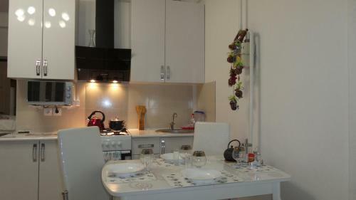 Sochi Vip Apartment Krymskaya 65b
