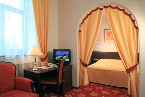 Arm Premier Hotel