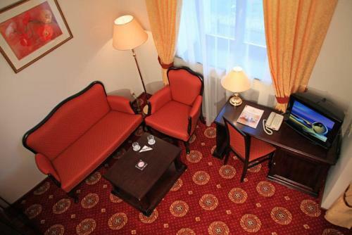 Arm Premier Hotel