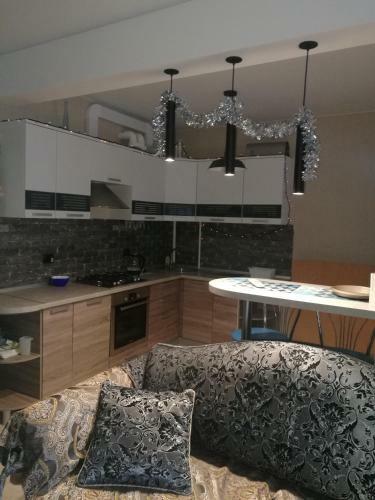 Apartment On Klubnichnaya 76