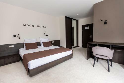 Moon Hotel