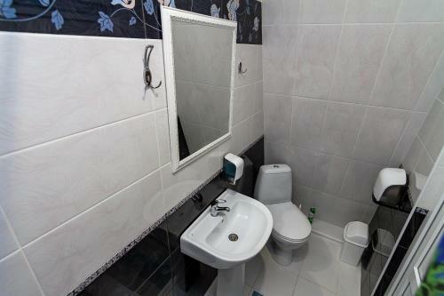 Hostal Mari & Milen