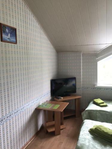 Hostal Uyut Guest House