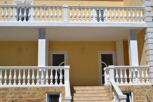 Hostal Guest House On Aerodromnaya