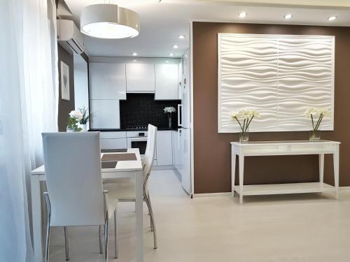 Apartment Oka Zalomova 9
