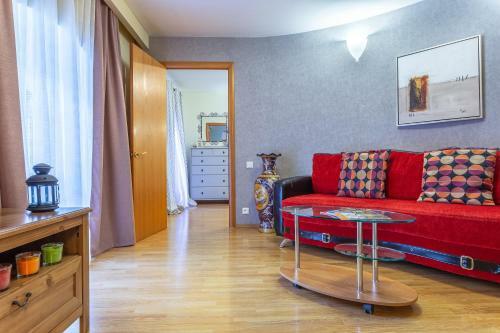 Peter The Great Apartment Near Hermitage With Sauna