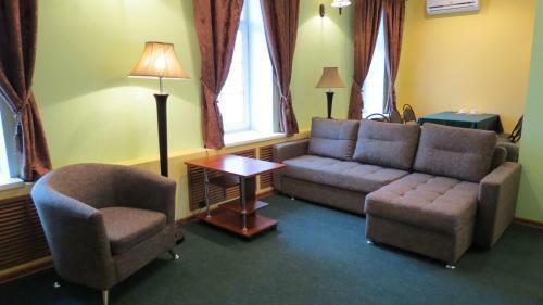 Esmerald Hotel
