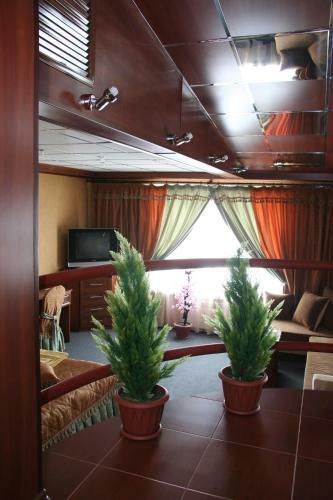 Esmerald Hotel