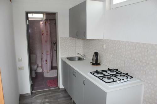Hostal Guest House Karamiel