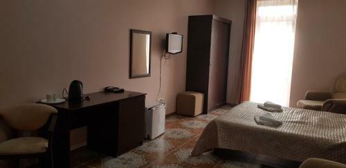 Hostal Guest House Mona Liza