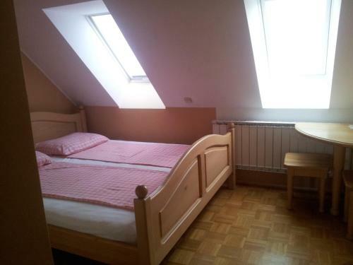 Hostal Tourist Farm Pri Ratu