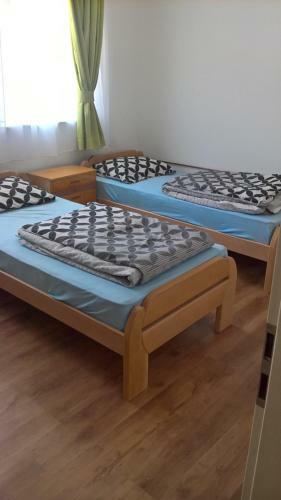 Bed & Breakfast Restavracija&pansion UNA