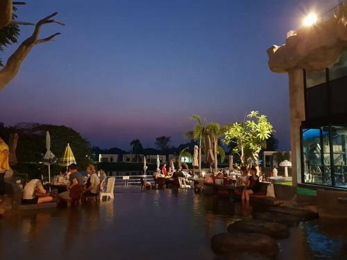 Hotel I View Park Resort