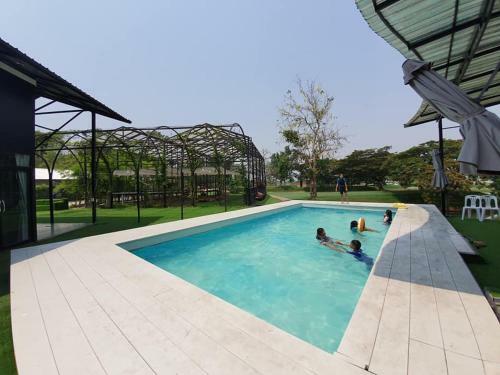 Hotel I View Park Resort