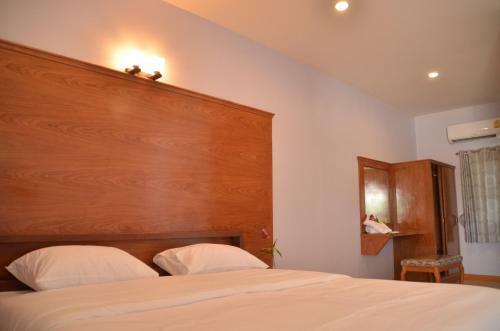 Hotel Chao Phraya Home